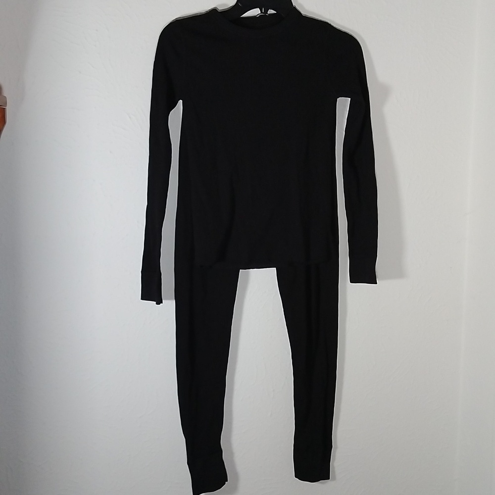 Hanes Boy's Thermal Underwear 2 piece set (top & bottom) Size L (14-16)